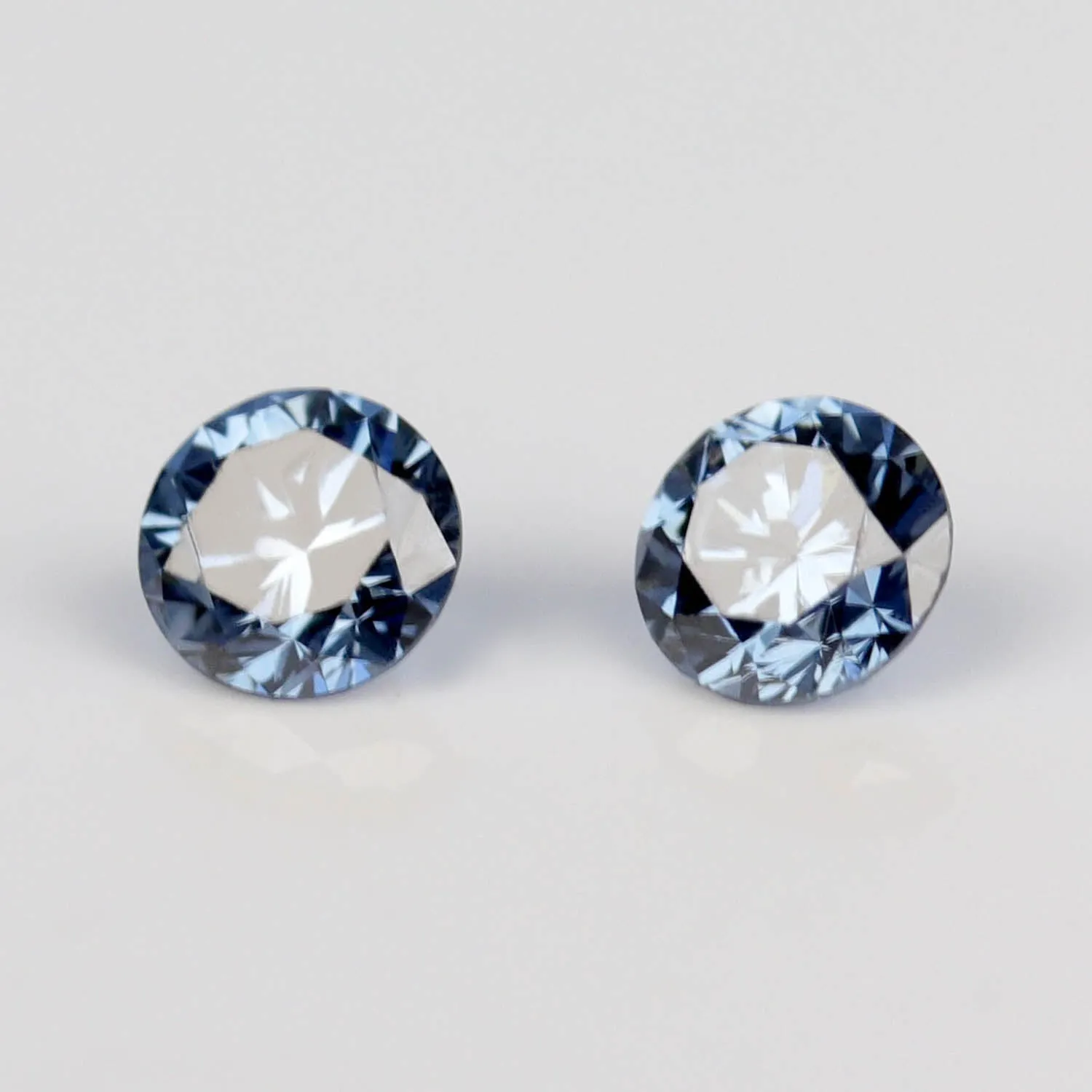 2.5mm Lab-created Blue Diamond