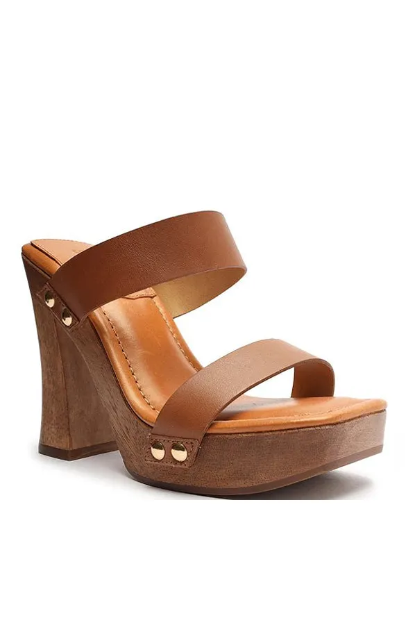 Aryana Leather Platform Sandals - Deep Nude