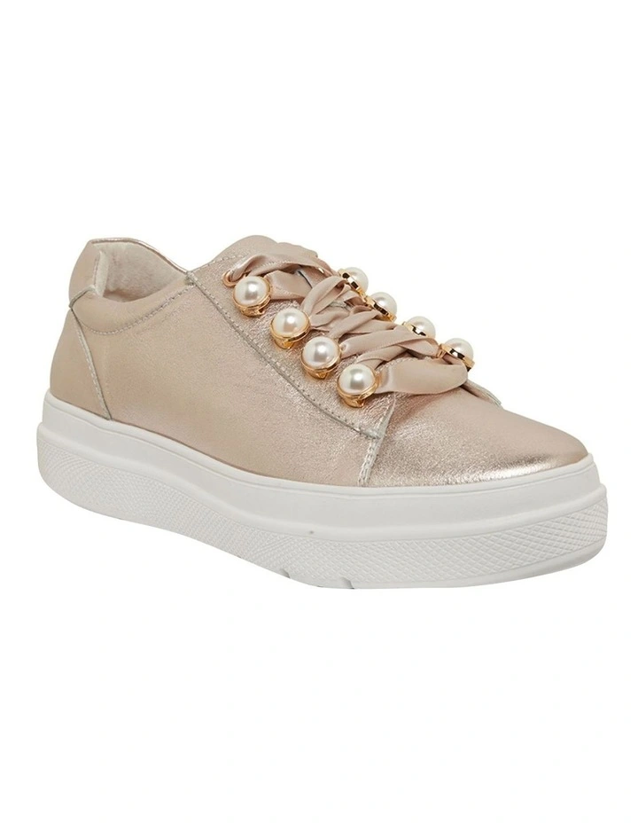 Bant Soft Gold Metallic Sneakers