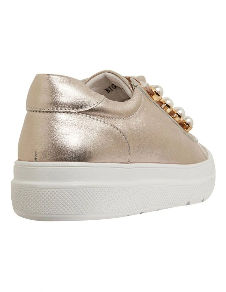 Bant Soft Gold Metallic Sneakers