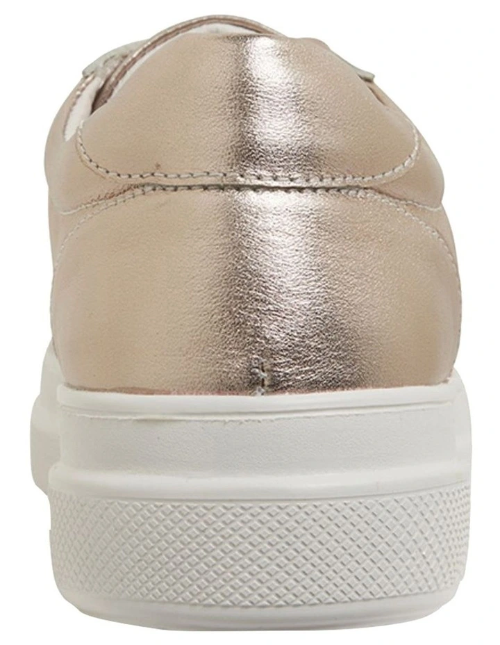 Bant Soft Gold Metallic Sneakers