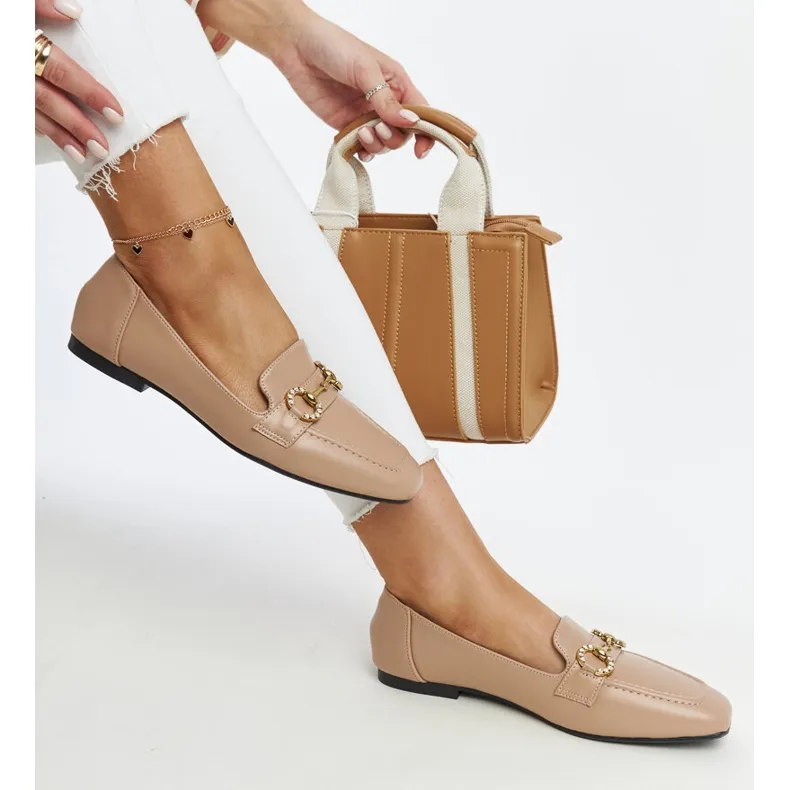 Beige moccasins with Areebah buckle