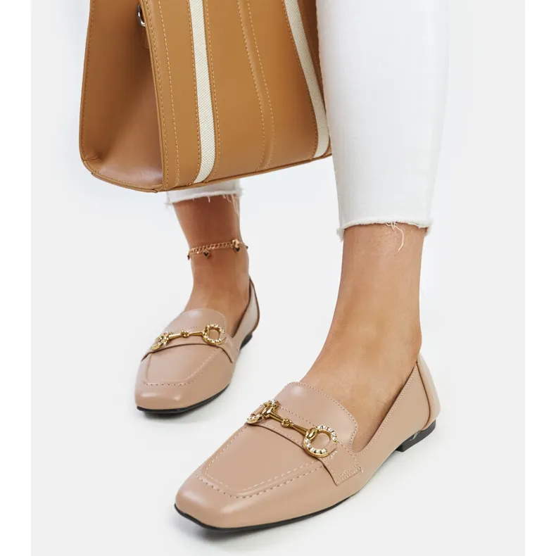 Beige moccasins with Areebah buckle