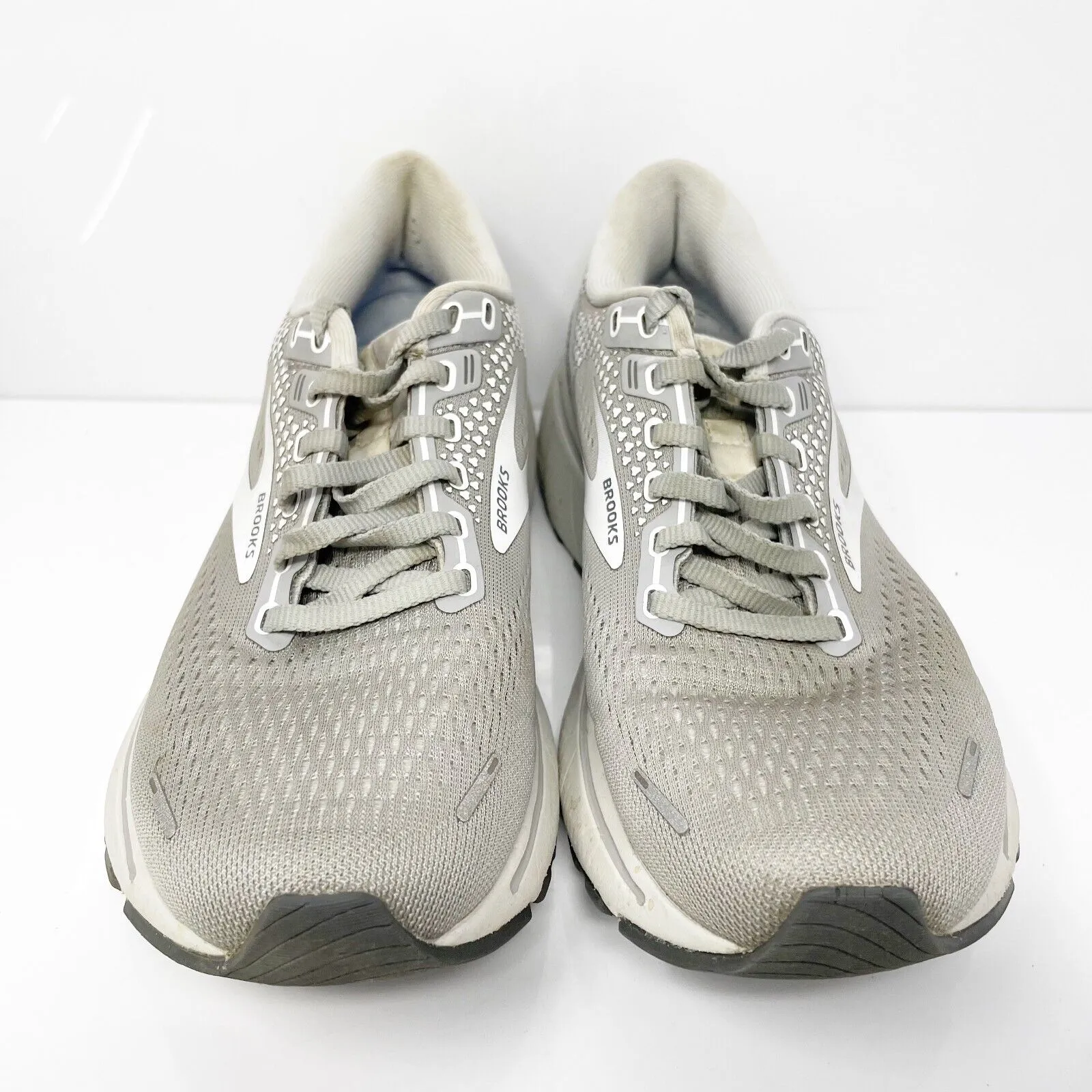 Brooks Womens Ghost 14 1203561B089 Gray Running Shoes Sneakers Size 7.5 B