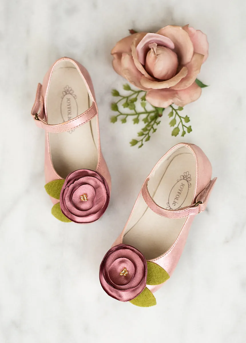 Charlotte Flat in Rose