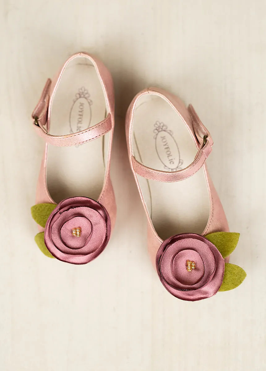 Charlotte Flat in Rose