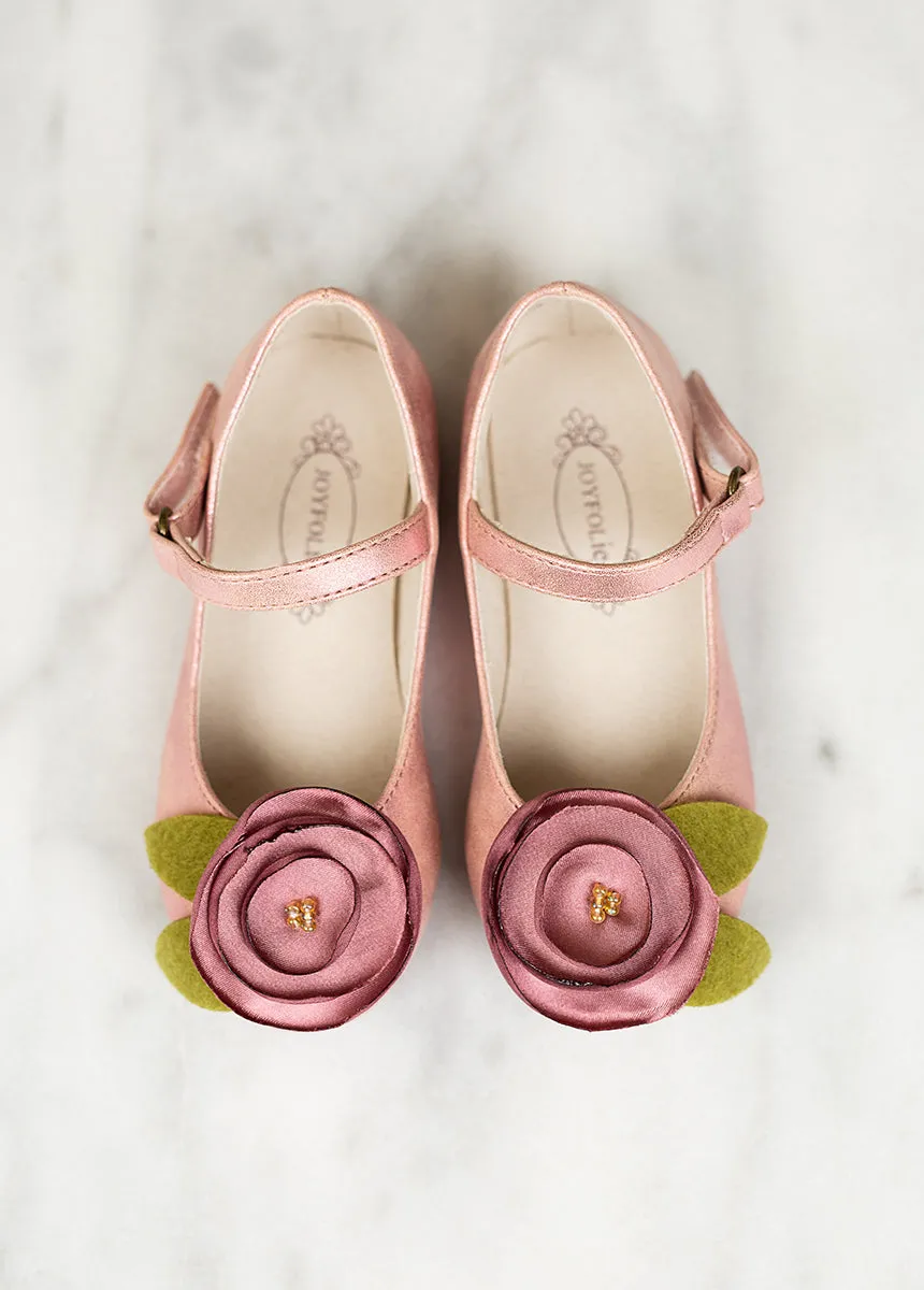 Charlotte Flat in Rose