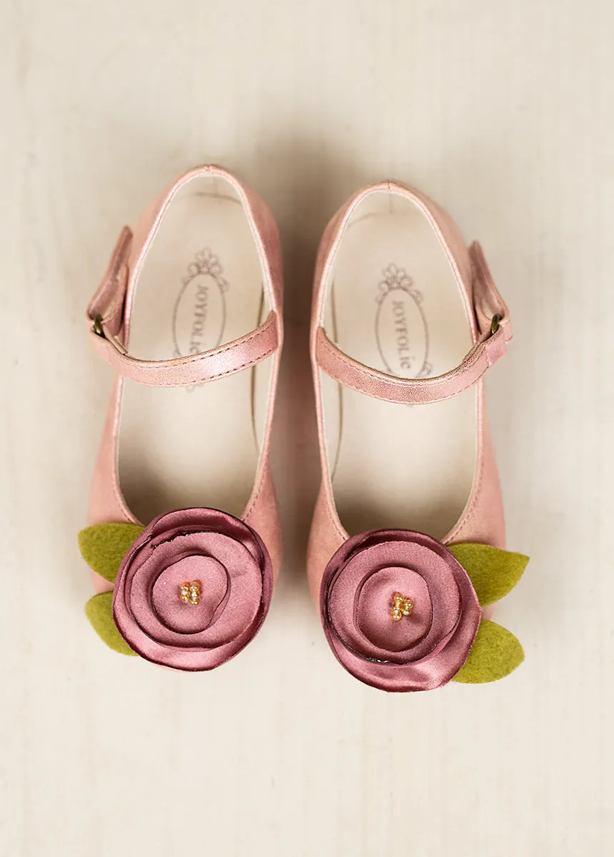 Charlotte Flat in Rose