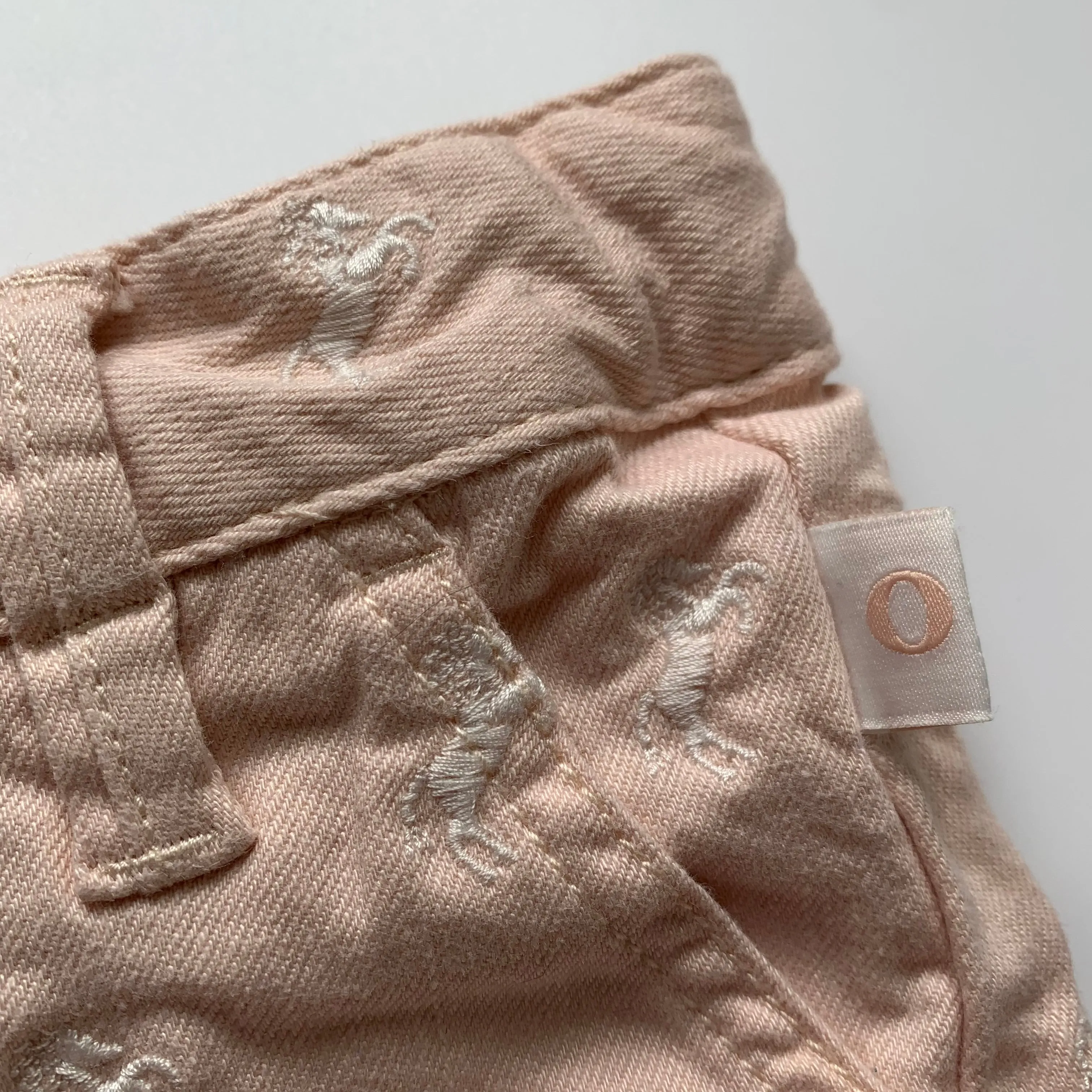 Chloé Blush Pink Horse Print Shorts for Girls - Size 3T