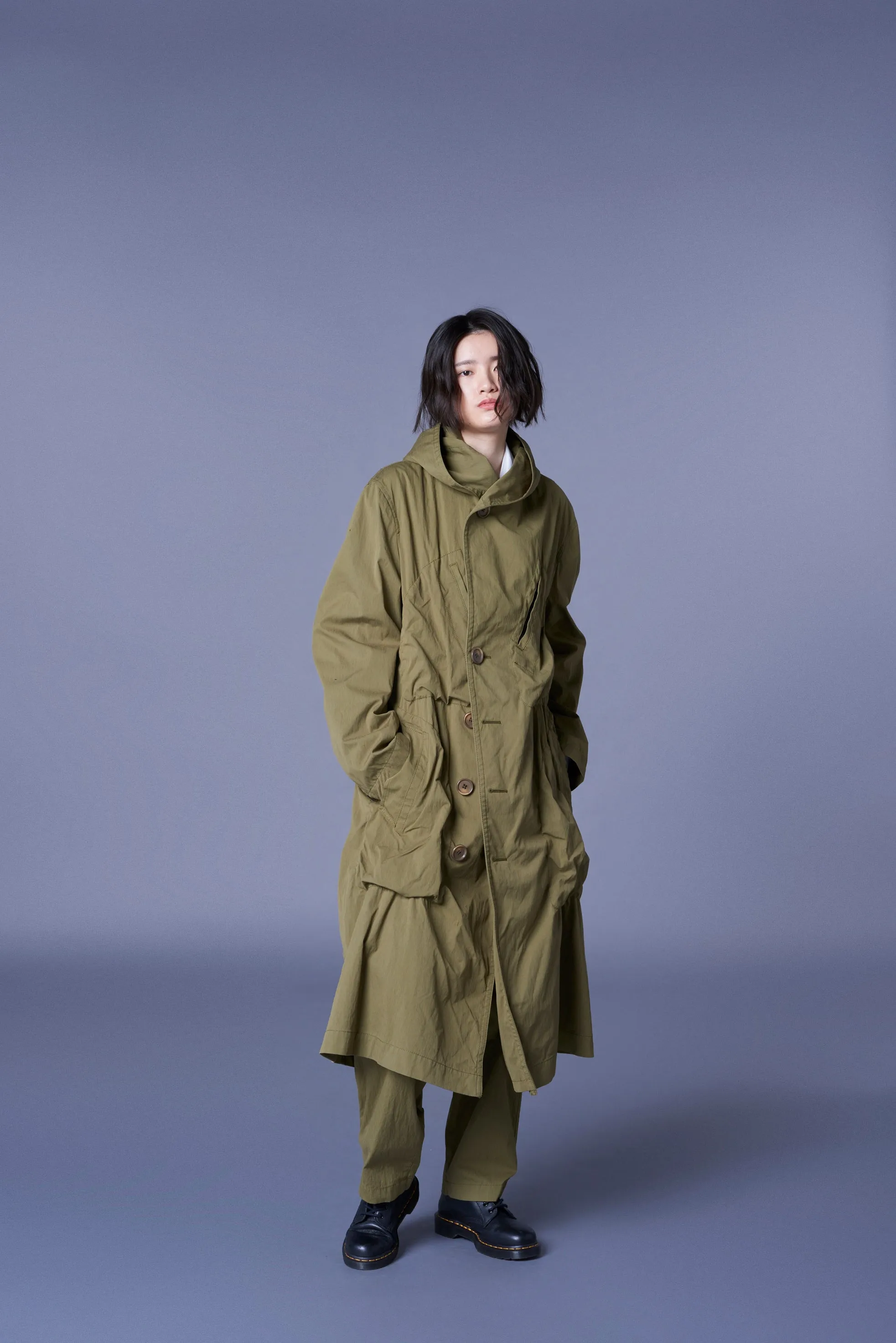 COTTON/NYLON OXFORD HOODED COAT WITH FULLED WOOL GAUZE POCKETS