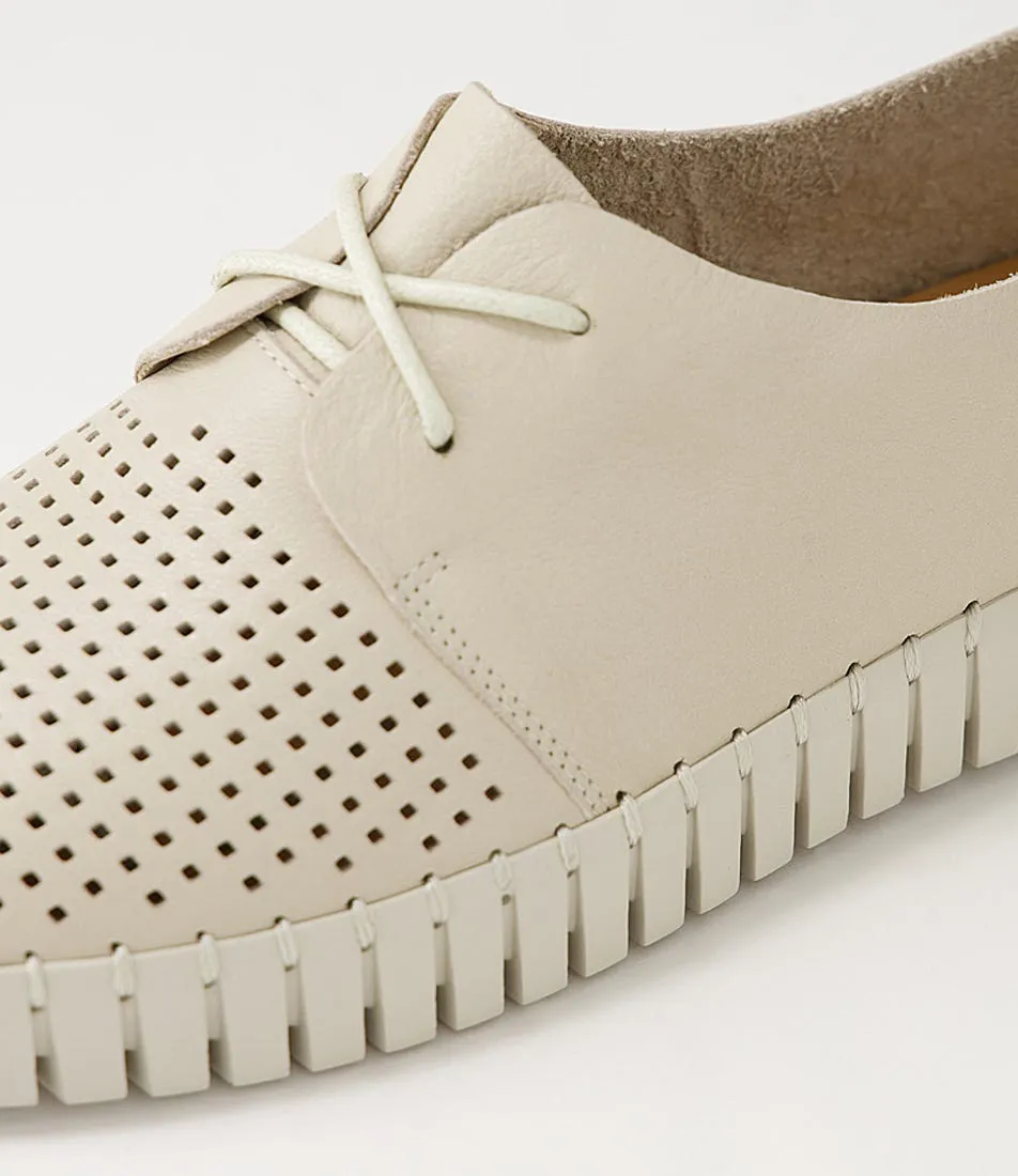 DJANGO & JULIETTE Huston Almond Leather Sneakers