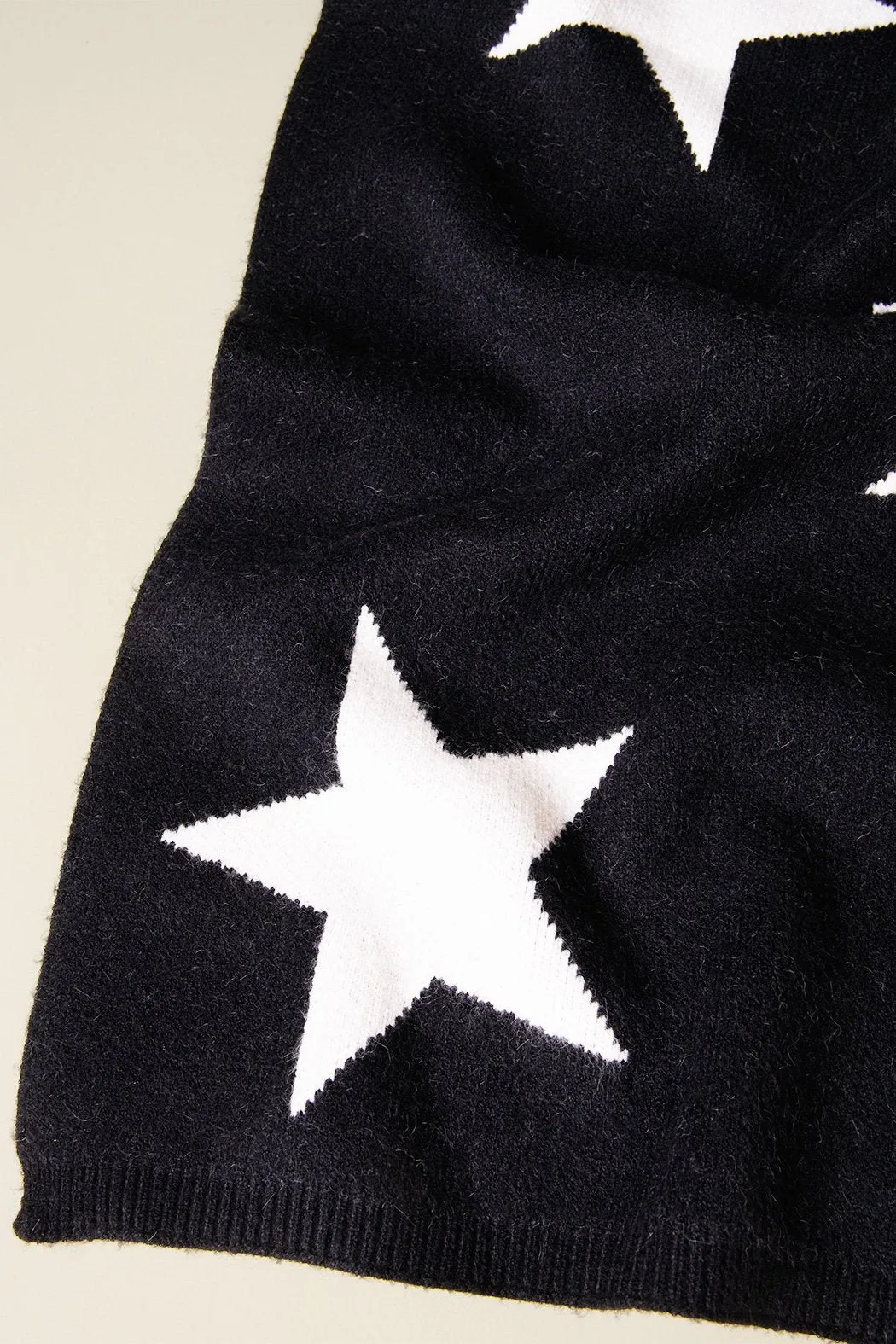 Estrella Knit Scarf