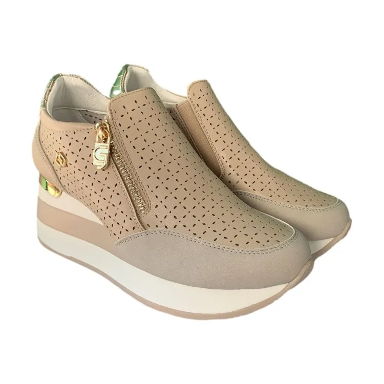 Gold & Gold Beige Women's Shoes Sneakers GB826