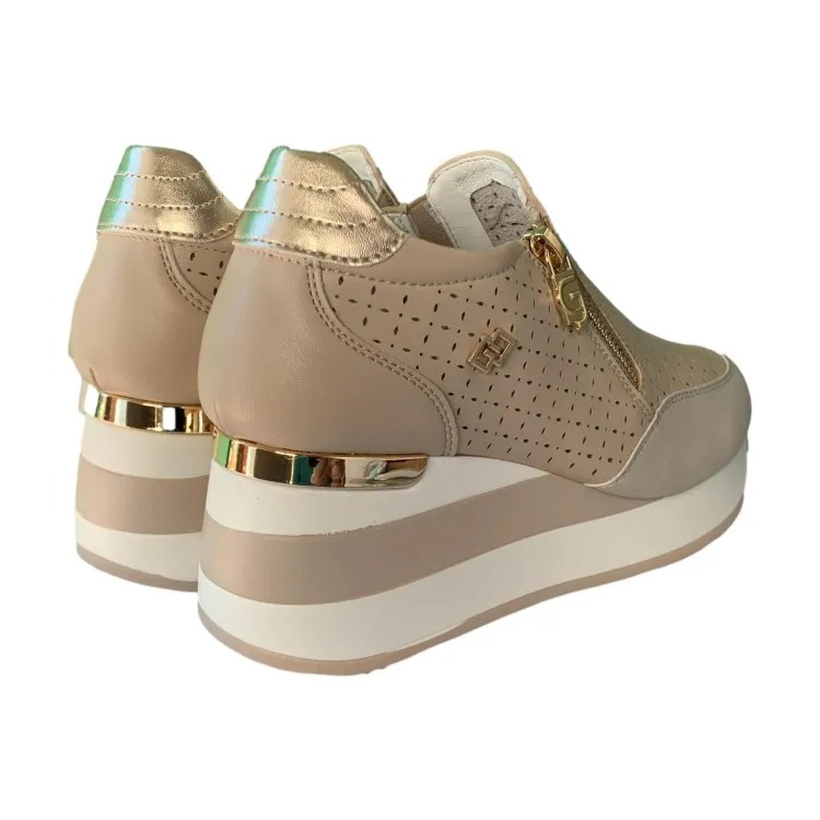 Gold & Gold Beige Women's Shoes Sneakers GB826