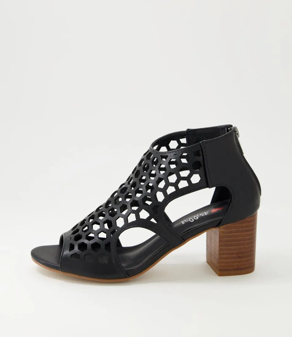 I LOVE BILLY Bettee Black Sandals