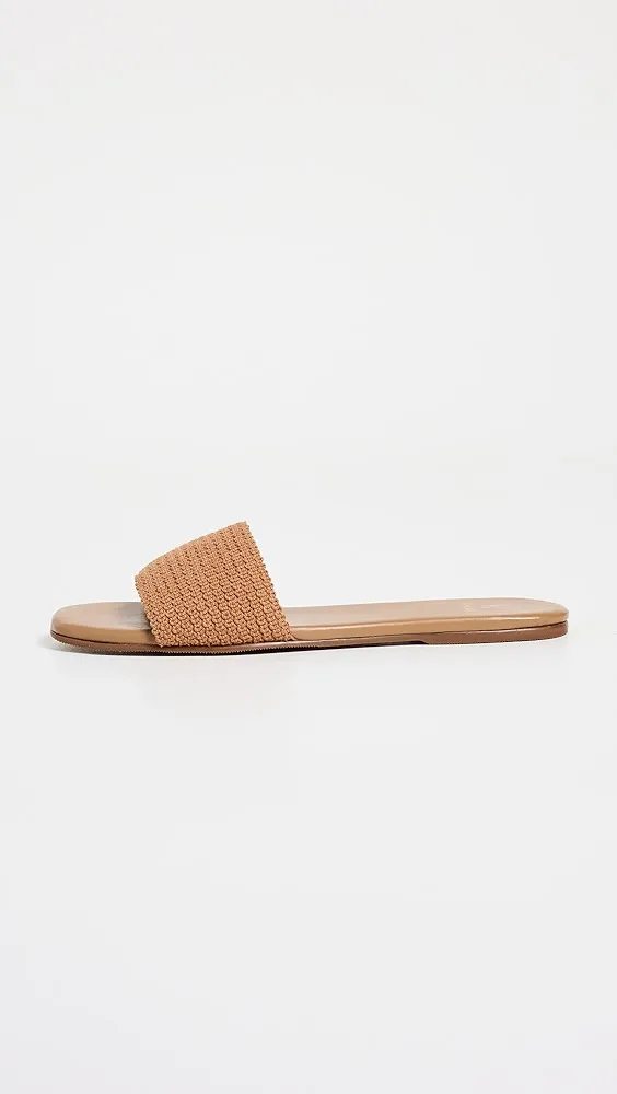 KAANAS   Mallow Textured Band Slides 