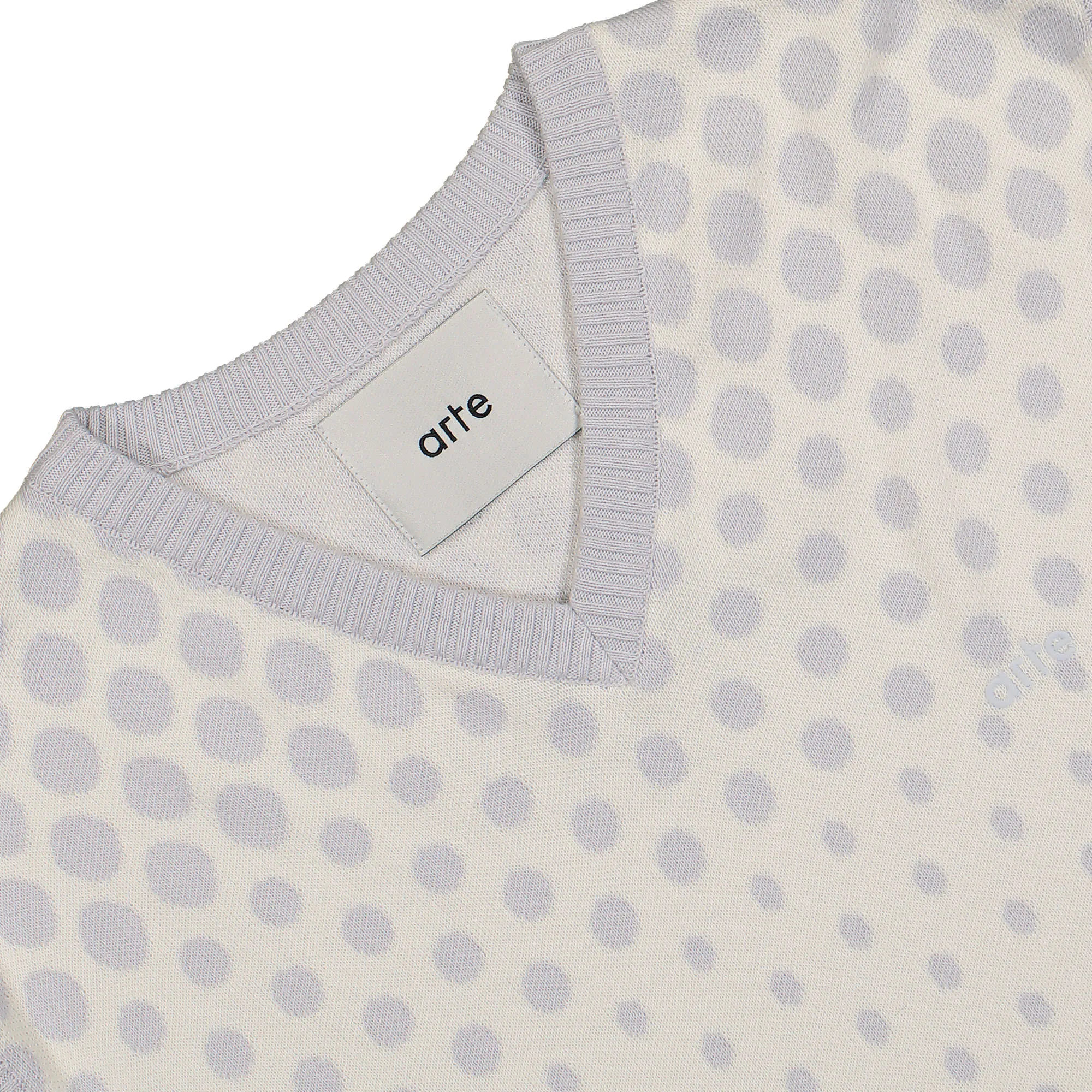 Karl Dots Knit