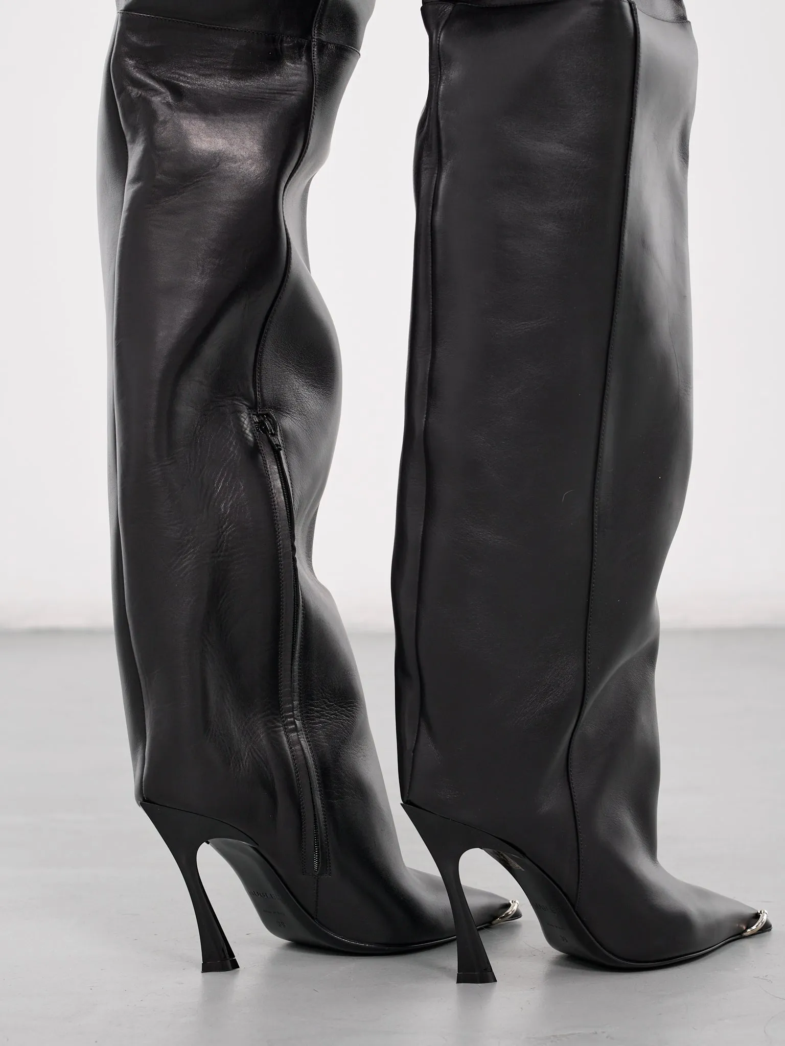 Knee-High Cut-Out Boots (SC046-TL001-BLACK)