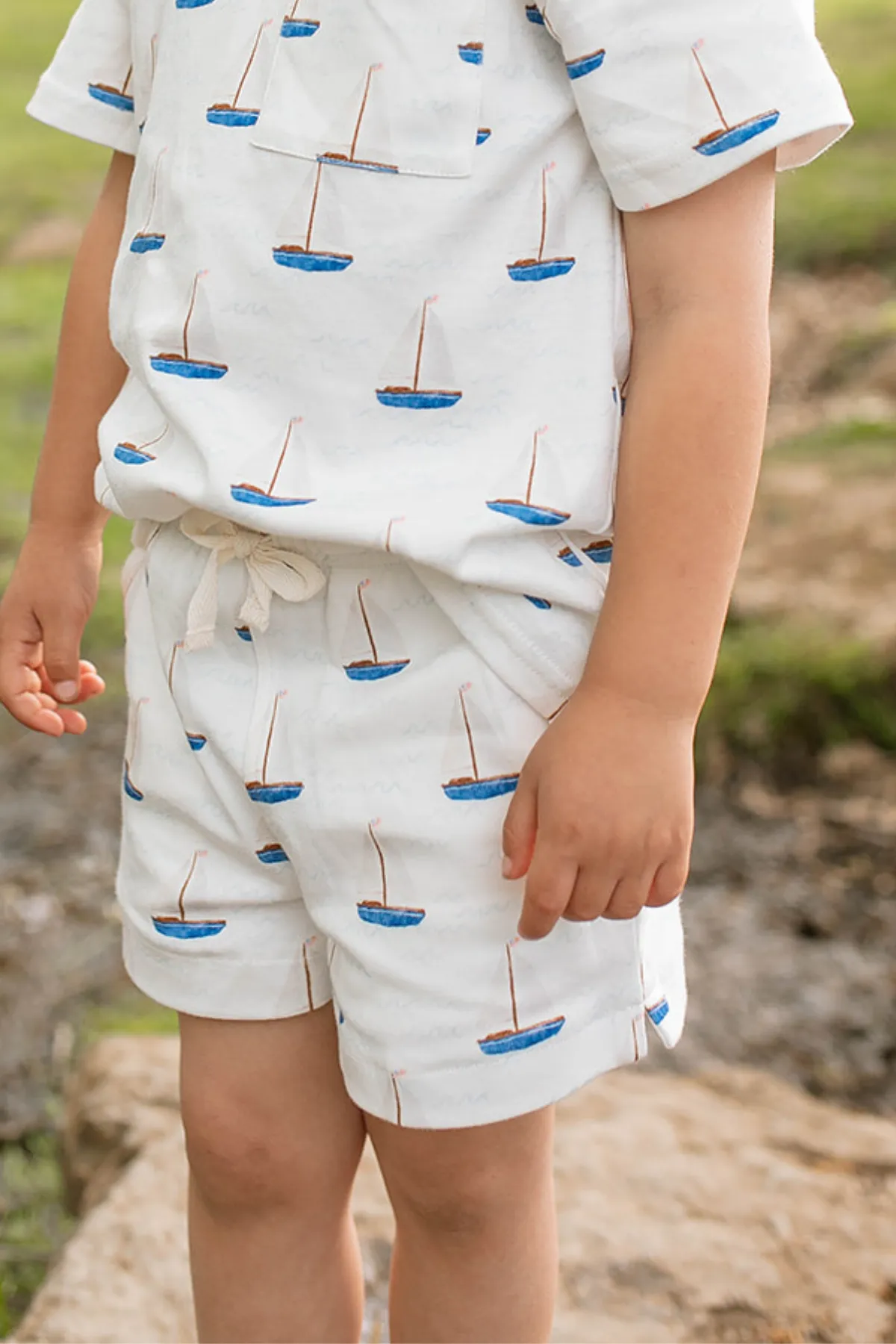 KNIT SHORTS - SAILBOAT