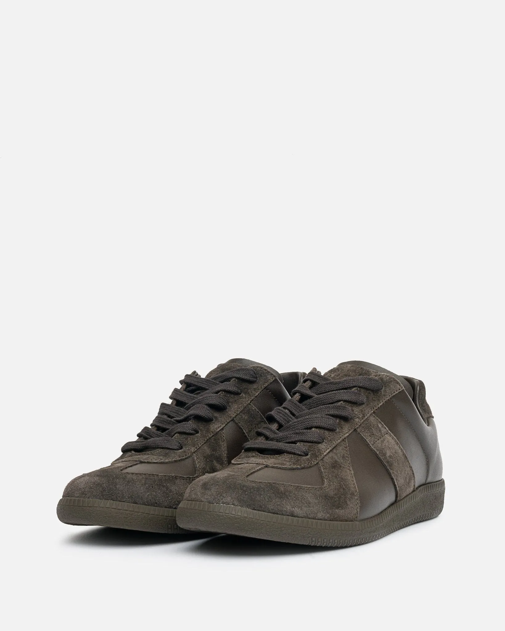 Maison Margiela Replica Sneakers in Coffee