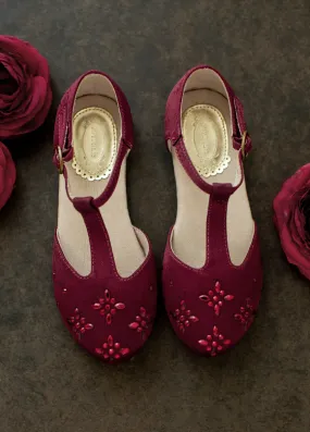 Natalia Flat in Burgundy