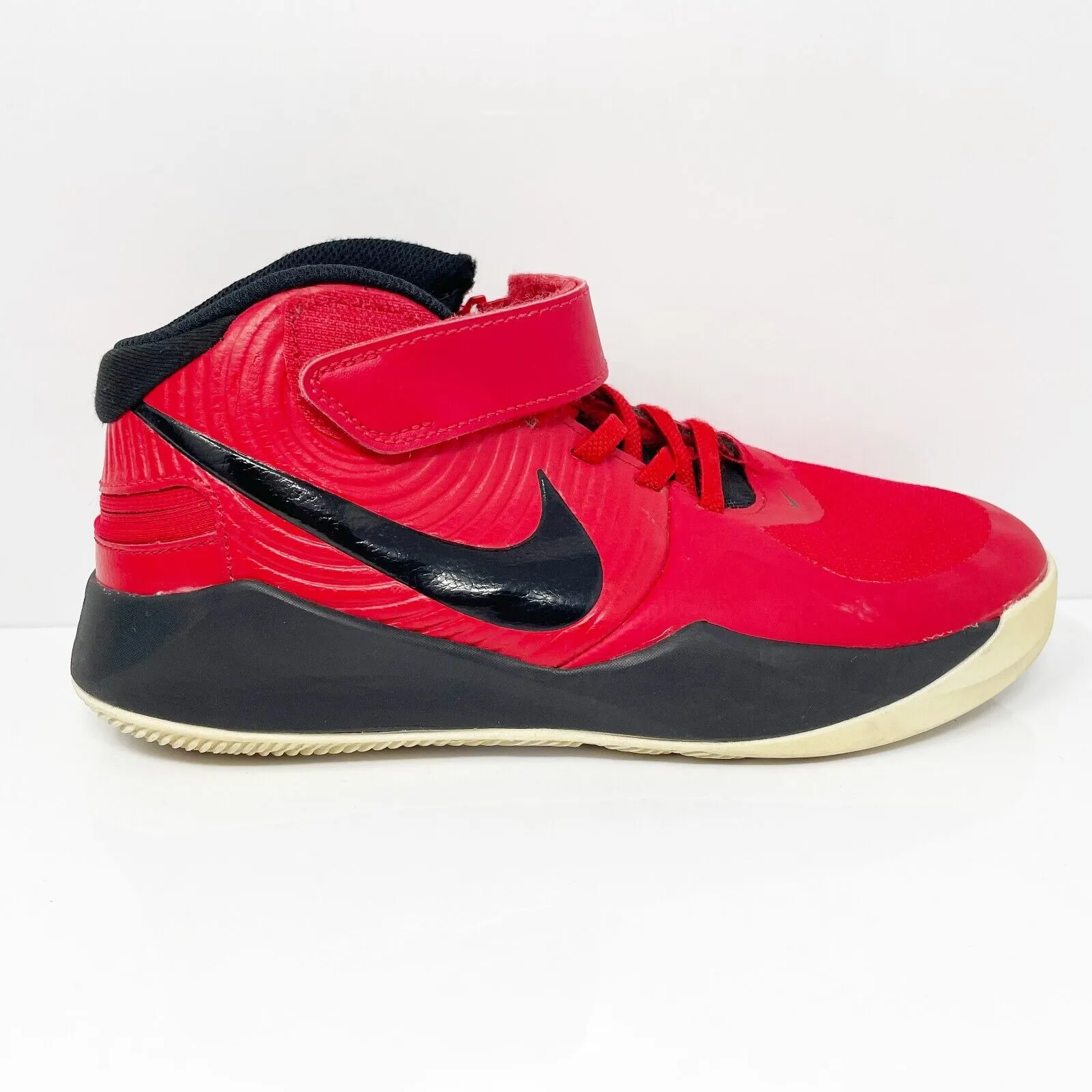 Nike Boys Team Hustle D9 FlyEase BV2952-600 Red Basketball Shoes Sneakers Sz 5Y