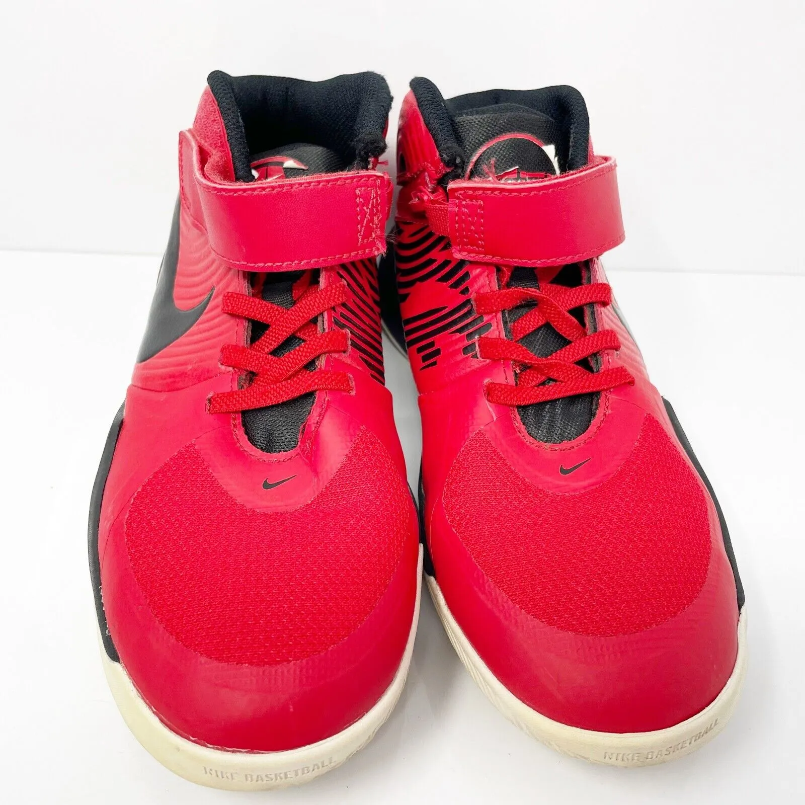 Nike Boys Team Hustle D9 FlyEase BV2952-600 Red Basketball Shoes Sneakers Sz 5Y