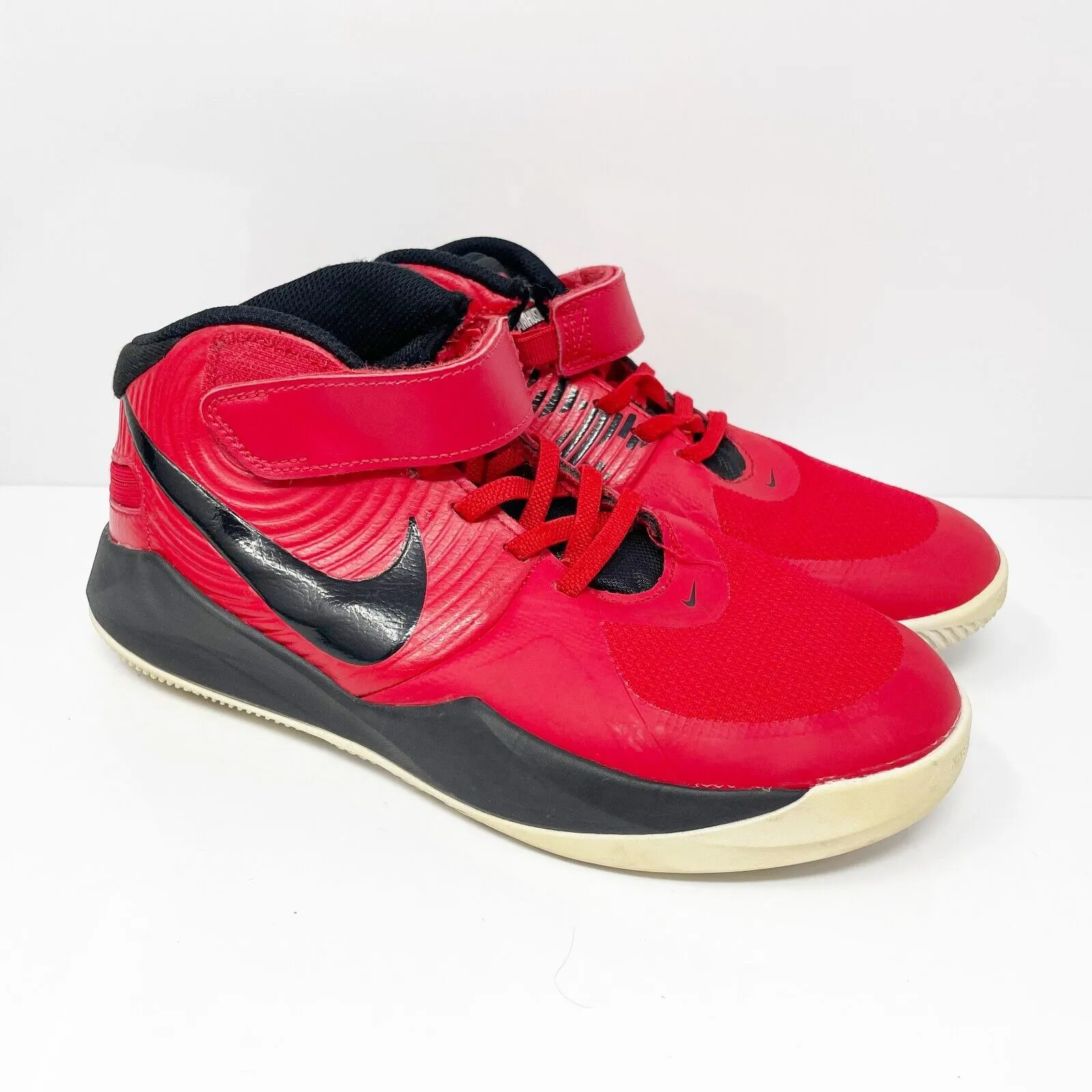 Nike Boys Team Hustle D9 FlyEase BV2952-600 Red Basketball Shoes Sneakers Sz 5Y