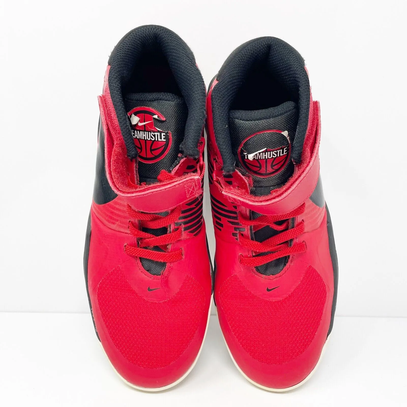 Nike Boys Team Hustle D9 FlyEase BV2952-600 Red Basketball Shoes Sneakers Sz 5Y