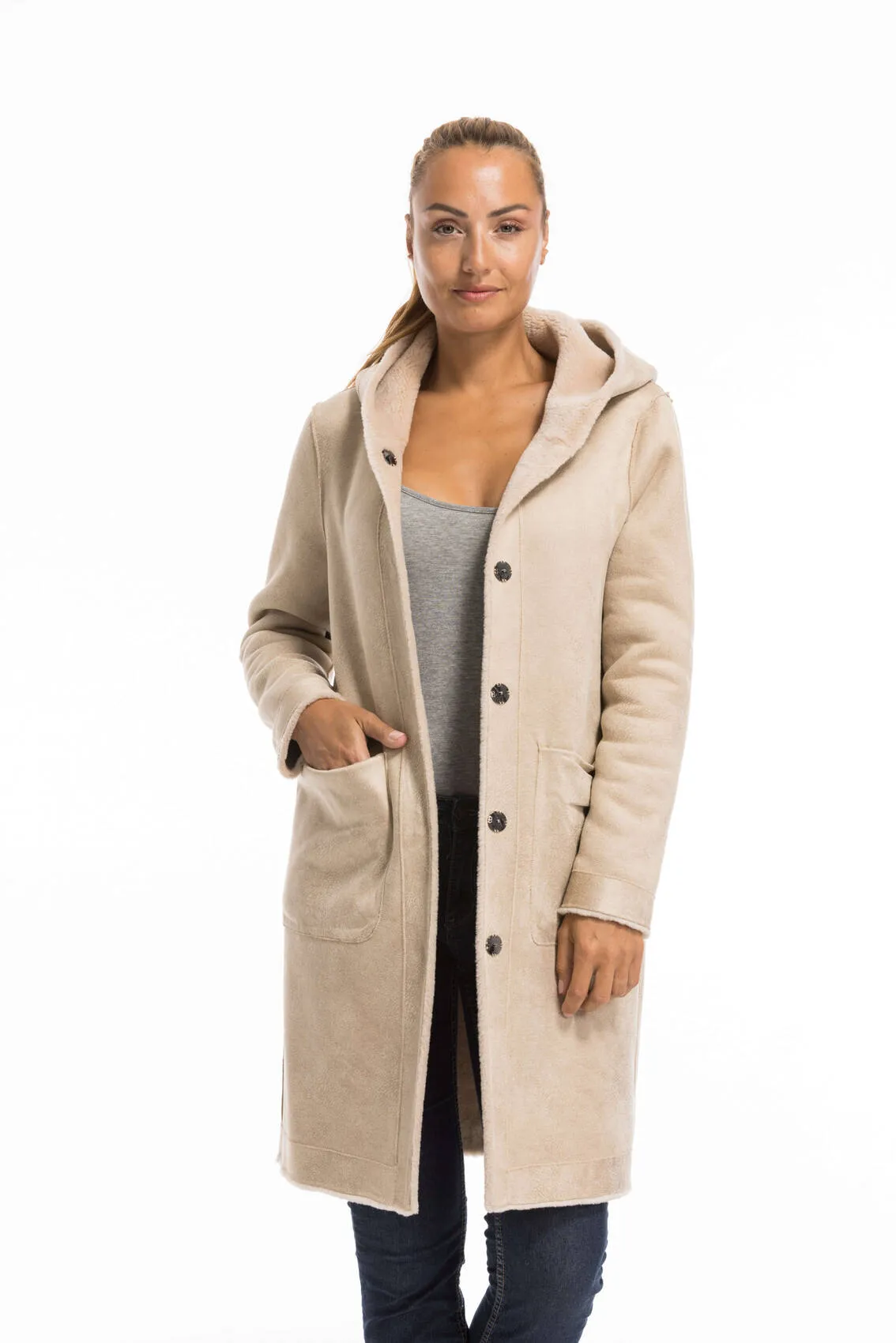 Oakwood coffee coat for women made of wool style 63747 - Google SEO friendly.