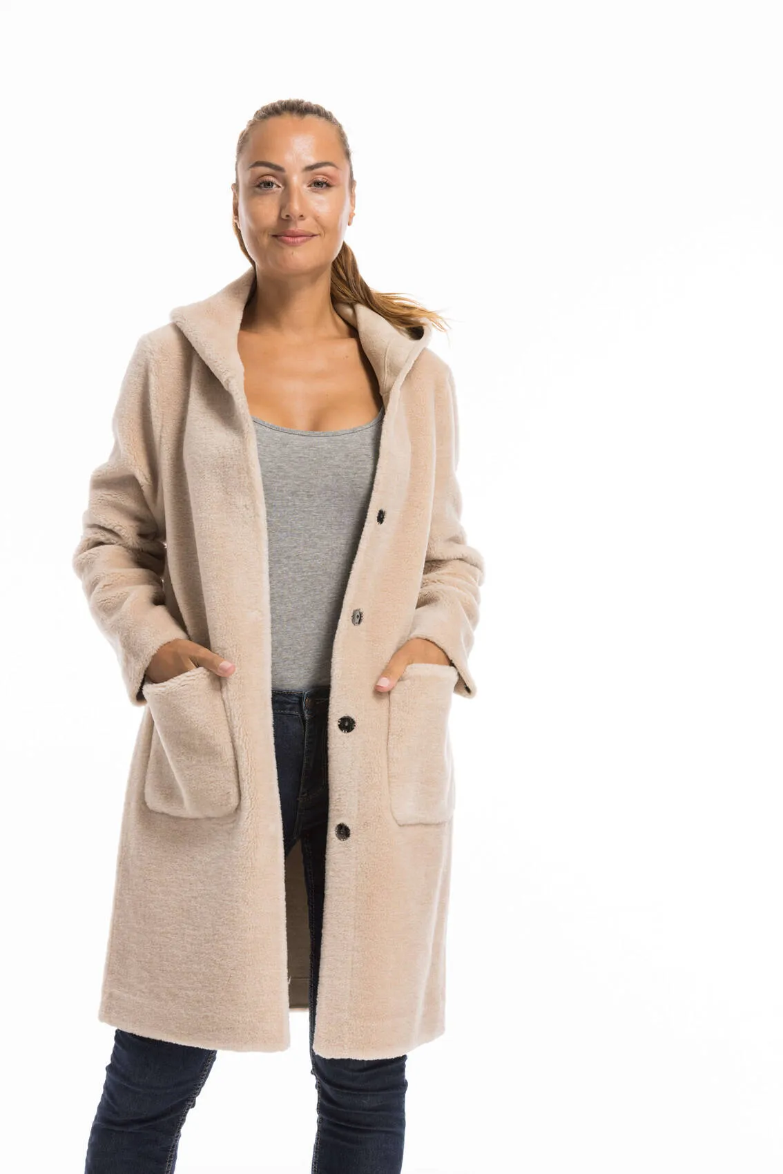 Oakwood coffee coat for women made of wool style 63747 - Google SEO friendly.