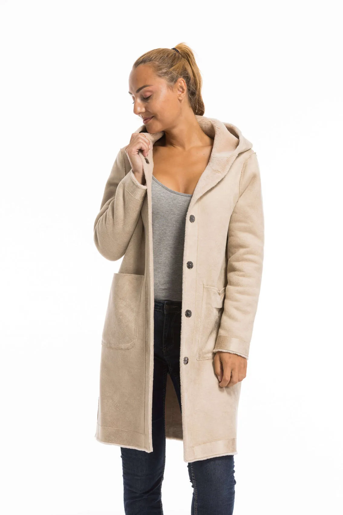 Oakwood coffee coat for women made of wool style 63747 - Google SEO friendly.