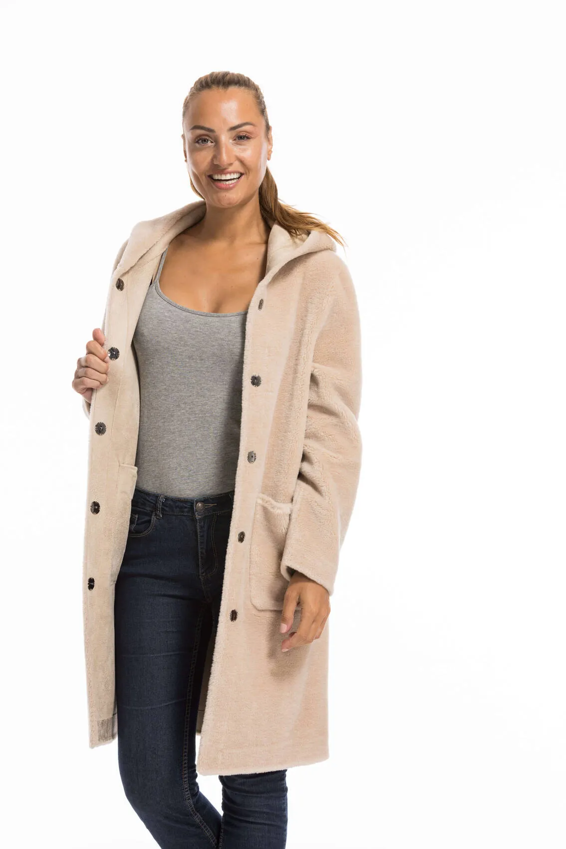 Oakwood coffee coat for women made of wool style 63747 - Google SEO friendly.