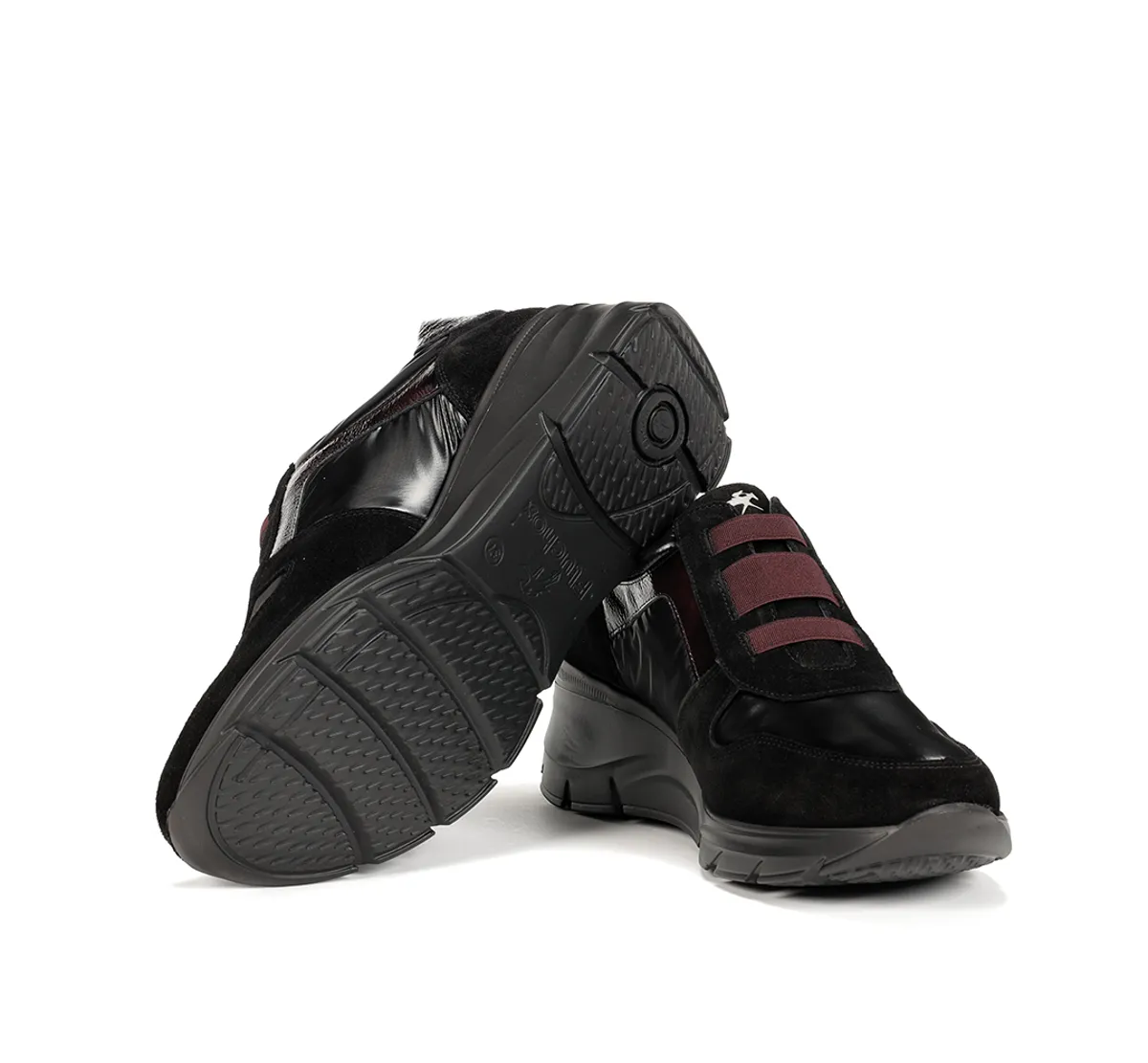 OLAS F1509 Black Sneakers