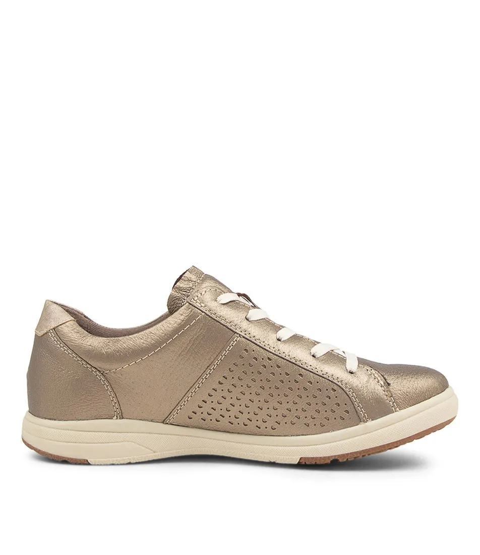 PLANET Etta Platinum Leather Sneakers