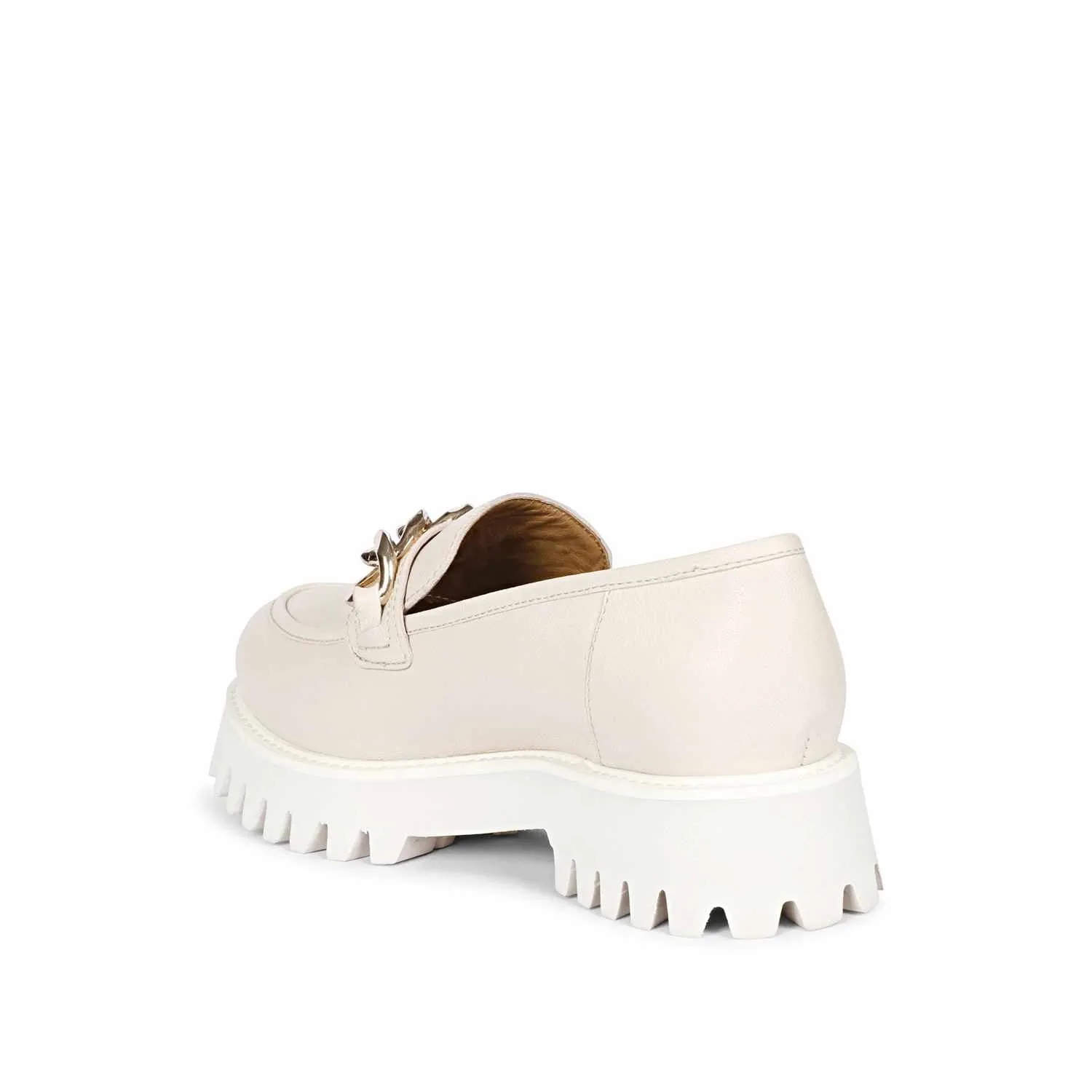 Saint Clara Offwhite Leather Moccasins