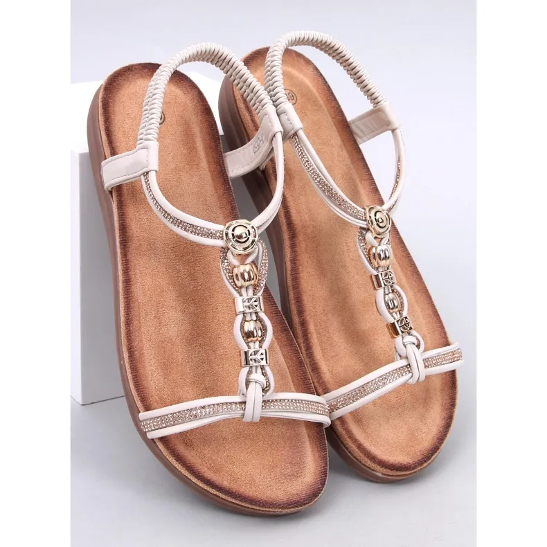 Sandals decorated with Isabey Beige zircons