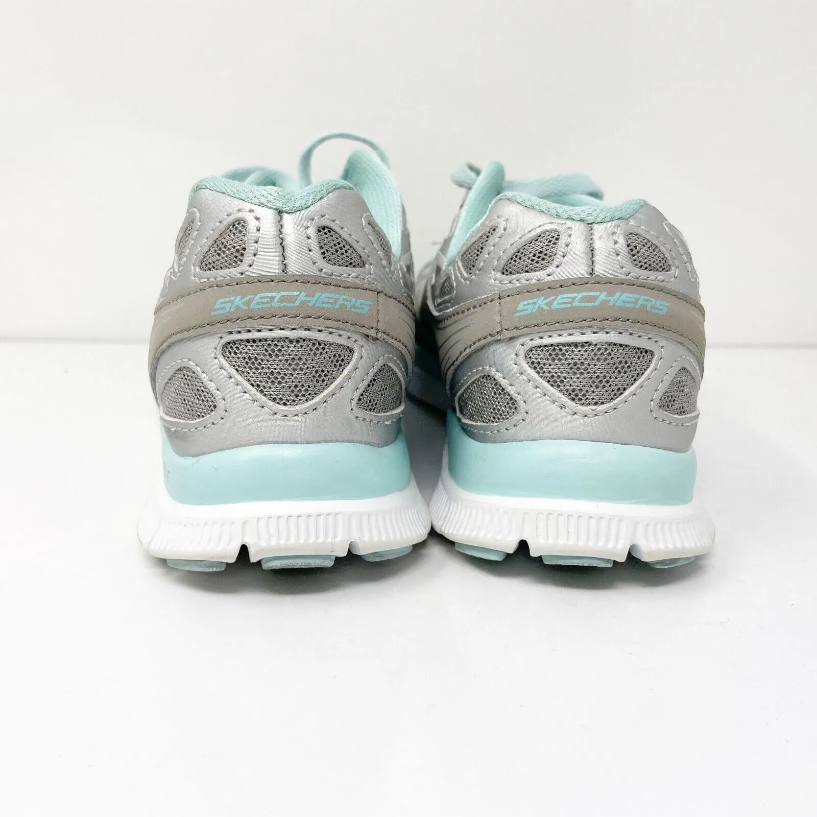 Skechers Womens Memory Foam 11726 Gray Running Shoes Sneakers Size 6.5