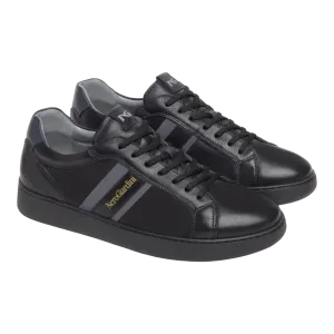 Men's Black Sneakers Code: I303080U