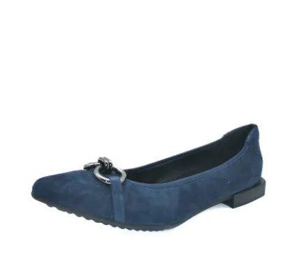 The Flexible Pointed Flat with Ornament in Navy