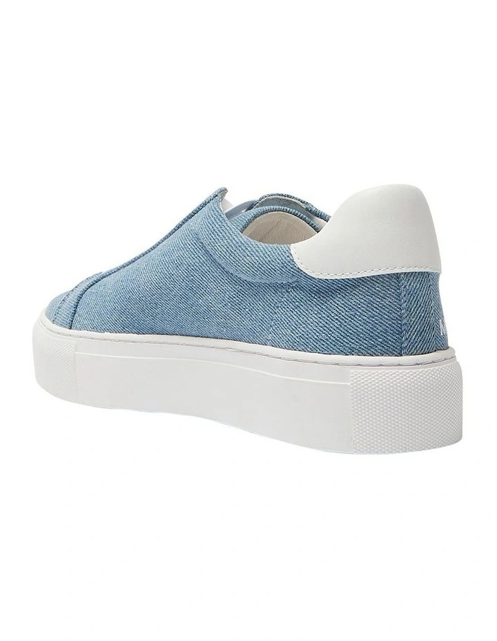 Trio Sneakers in Denim/White