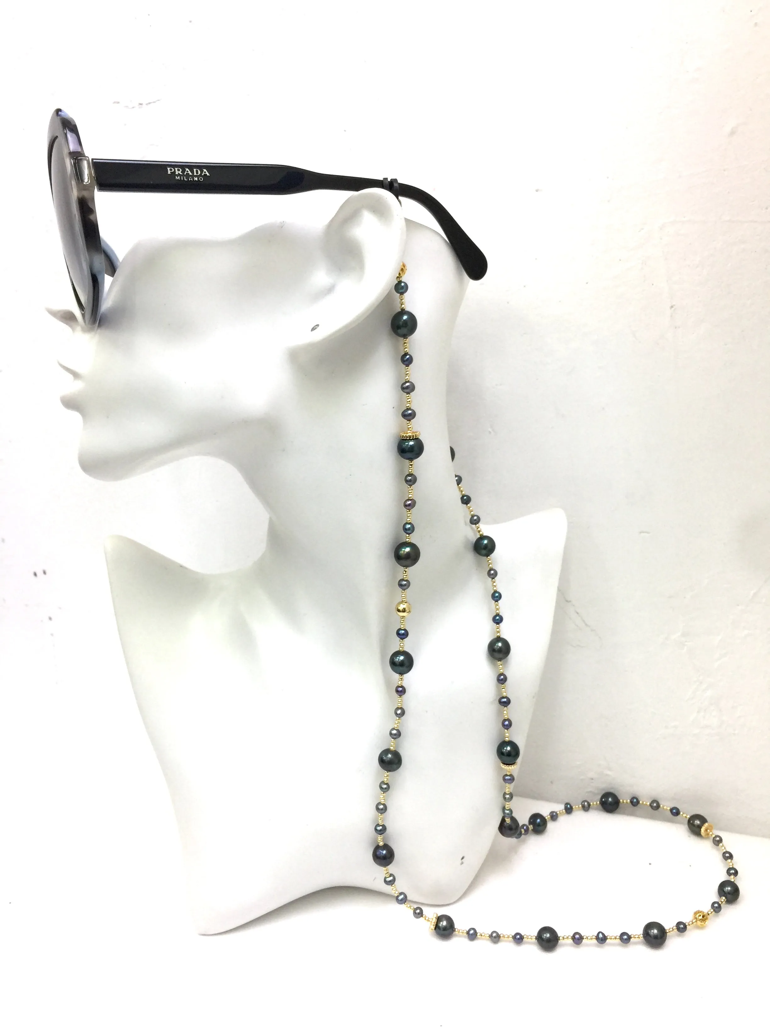 Freshwater Pearls Glasses Chain - Versatile Black Pearl Eyeglass Holder