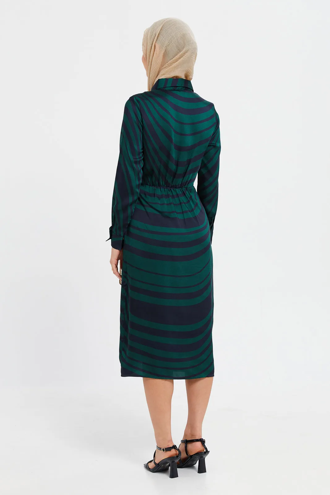 Women Green Printed Dress With Tie Detail At Front